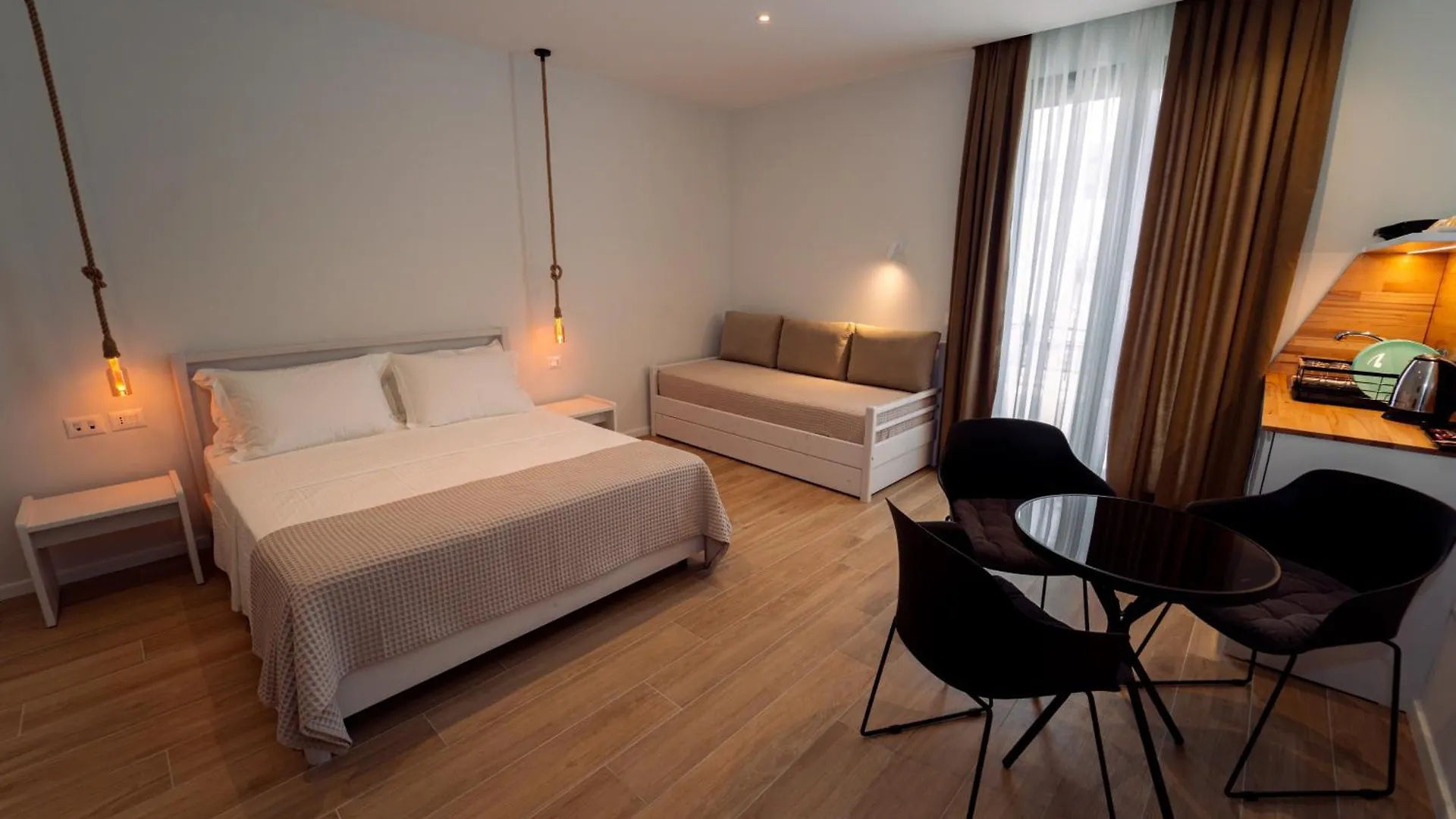Hotel Vila 19 Dhërmi