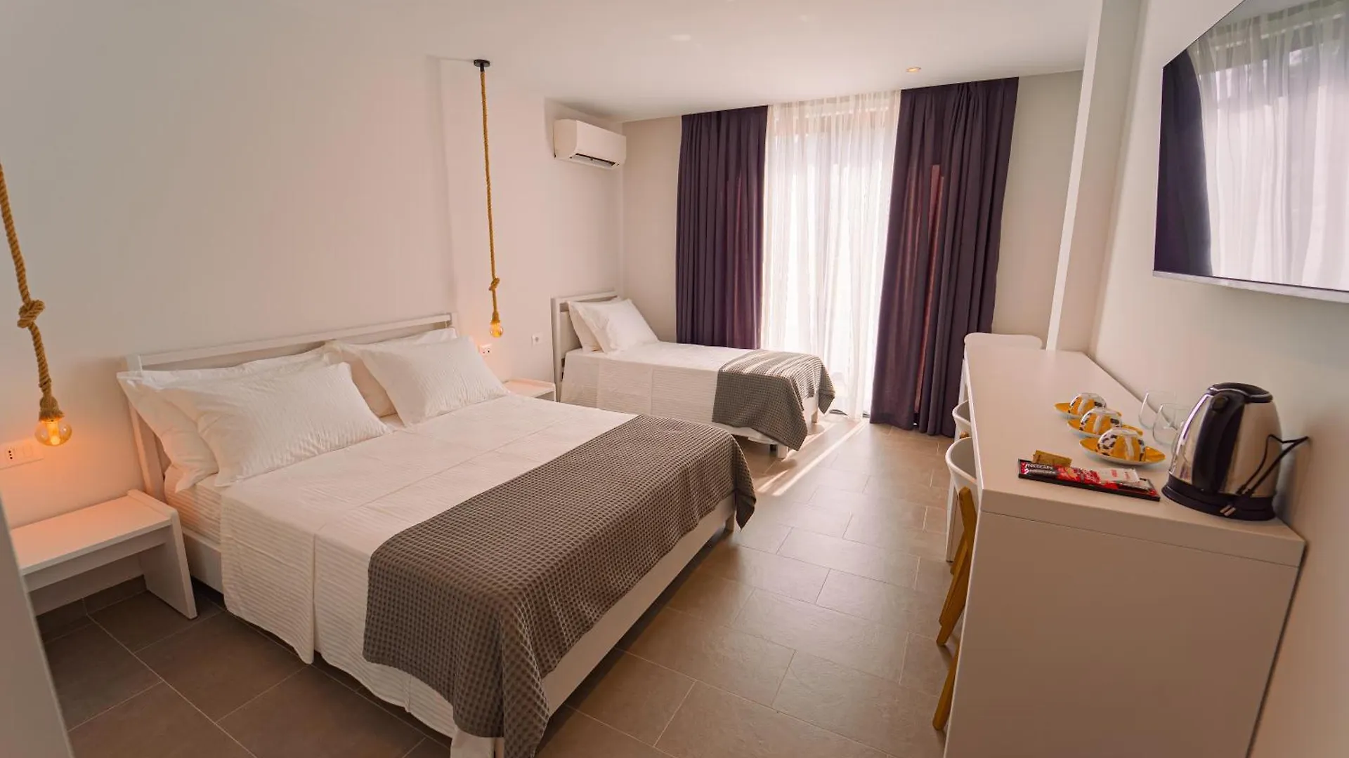 Hotel Vila 19 Dhërmi