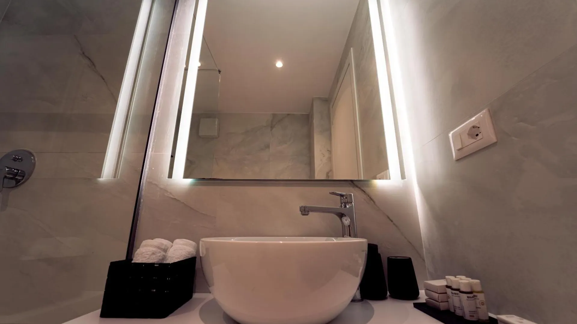 Hotel Vila 19 Dhërmi