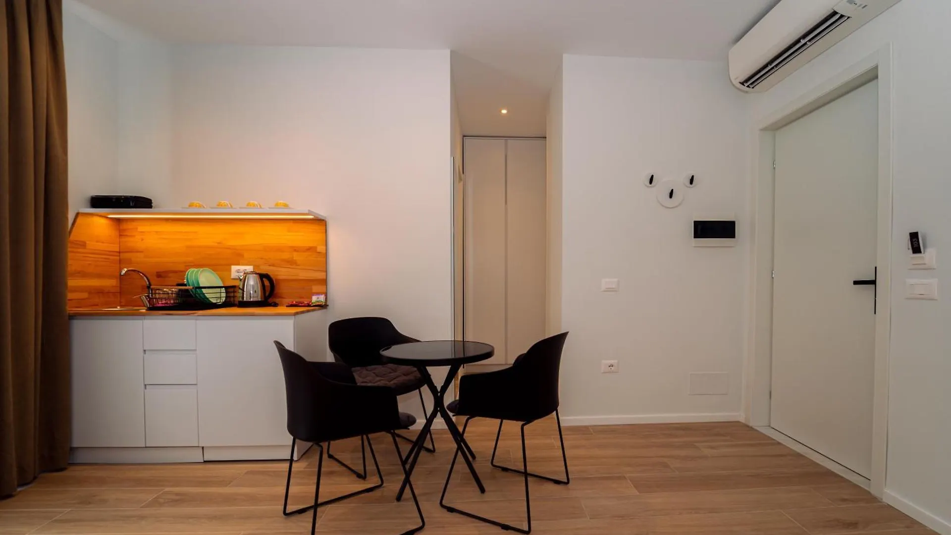 Hotel Vila 19 Dhërmi
